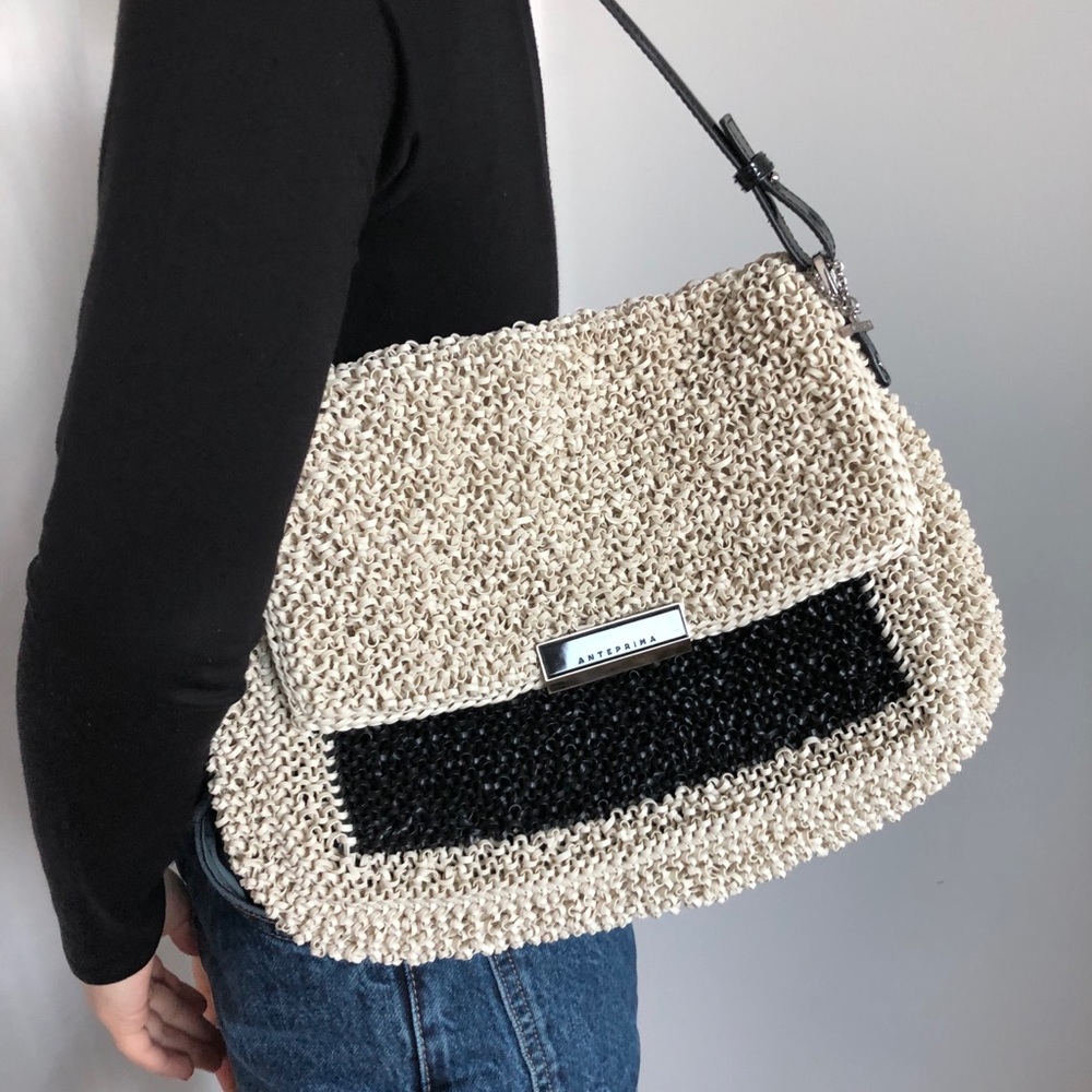 Anteprima purse